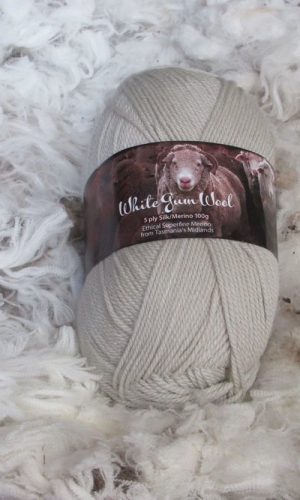 White Gum Wool | 5ply Silk/Merino Gum Grey